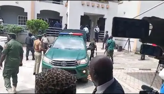 Prison Officials Finally Leave The Court Without Emefiele.